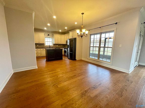 3rd image of 22671 Oakdale Ridge Ln