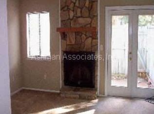 1162 Old Roswell Rd, Roswell, GA 30076