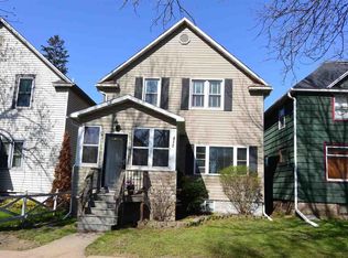 411 S 7th Ave, Virginia, MN 55792