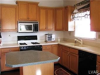 5th image of 2285 Stone Bridge Ln