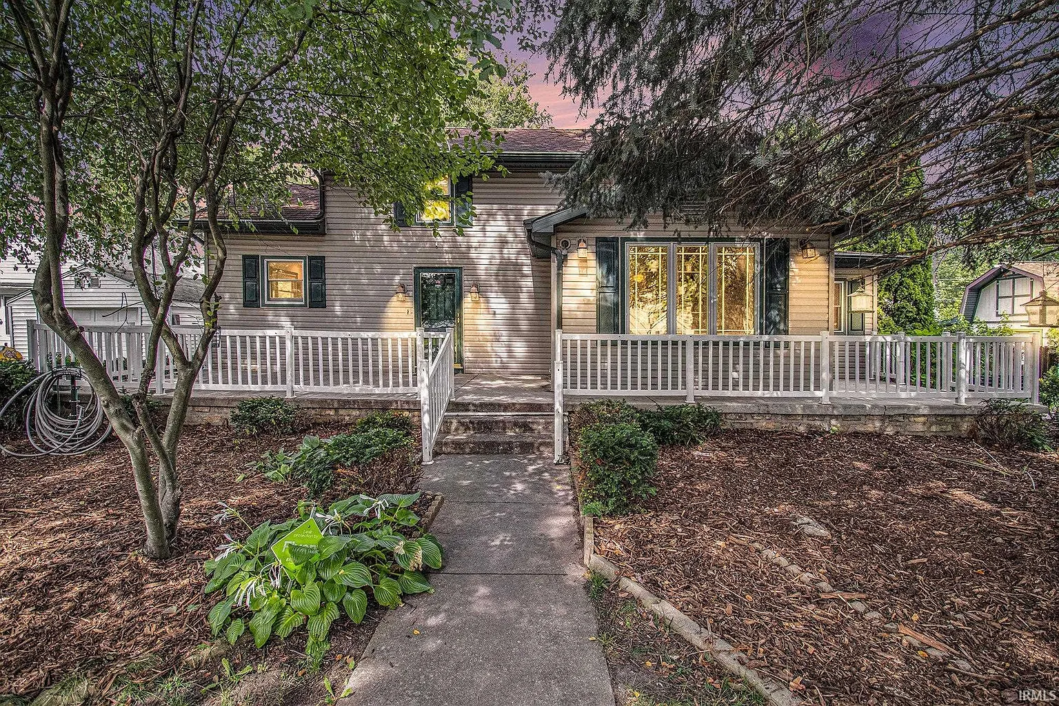 403 Planett St photo 1
