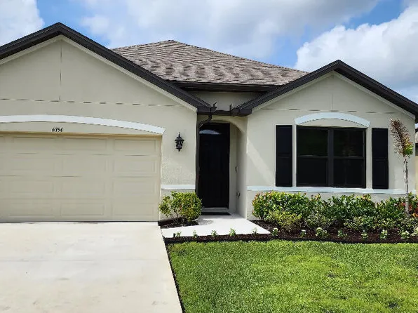 6354 NW Regent Street, Port St Lucie, FL 34983