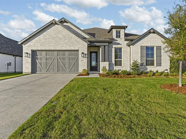 2252 Garnet Dr, Waxahachie, TX 75167