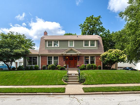 3rd image of 46 Kenwood Ave
