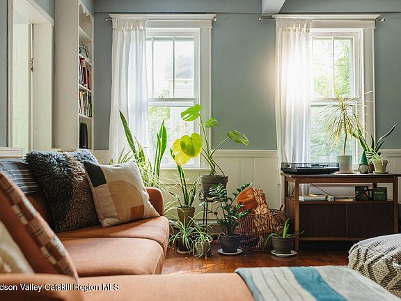 2nd image of 205 Kallop Road