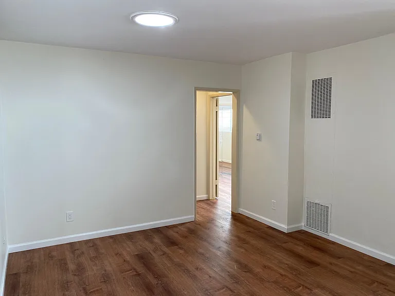 3731 Watseka Ave #9 — Photo 7