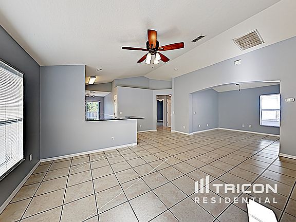 3rd image of 7536 Oxford Garden Cir