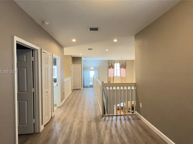 1247 NW 165th Ave — Photo 12