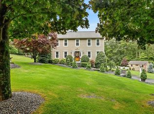 8 Rocky Rd, Northbridge, MA 01534