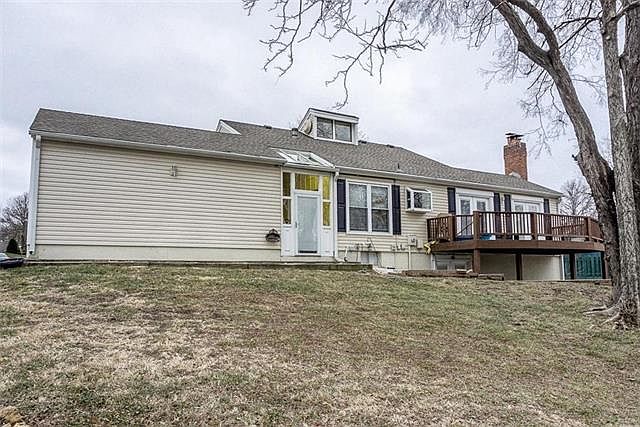 1st image of 8247 N Chatham Ave