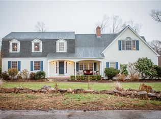 127 Chatterton Way, Hamden, CT 06518