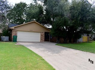 520 Spring Meadow St, Stephenville, TX 76401