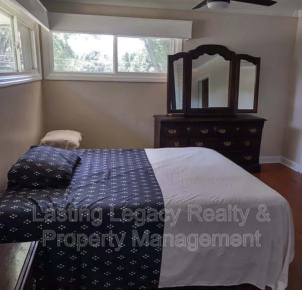4850 Ellen Ave — Photo 6