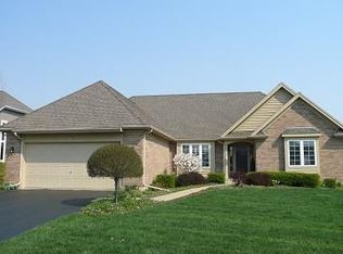 1692 Jeanel Ln, Aurora, IL 60502