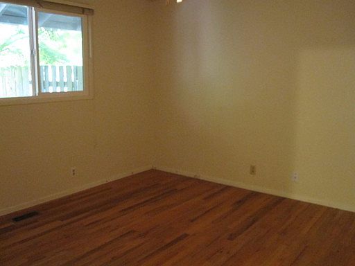 5th image of 18314 Fernbrook Ct