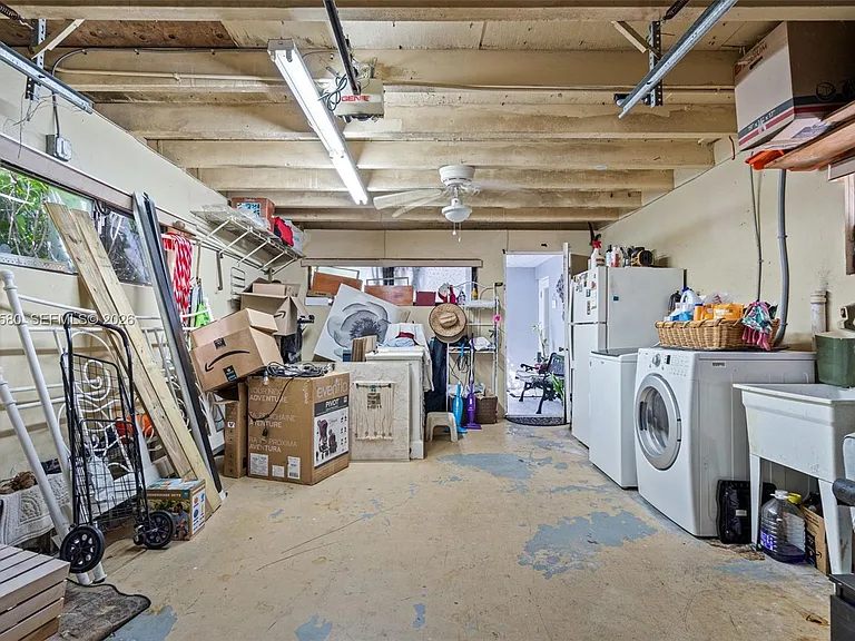 18805 W Lake Dr #18805 — Photo 33