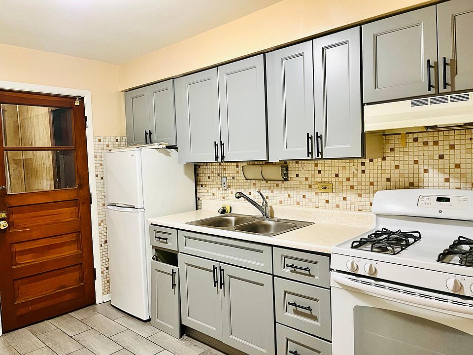 1st image of 8347 Oconnor Dr APT 1E