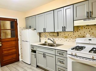 8347 Oconnor Dr APT 1E, River Grove, IL 60171