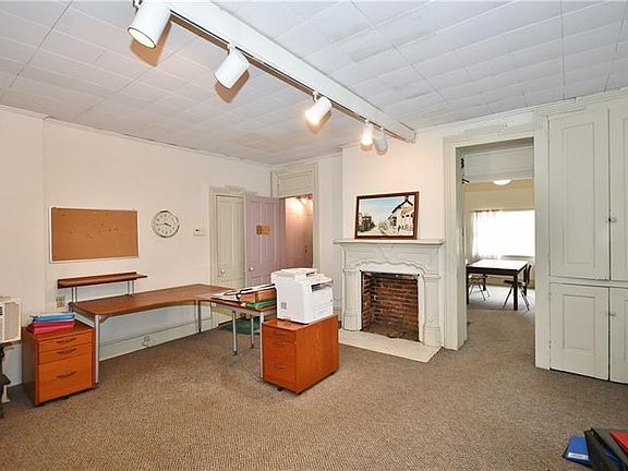 5th image of 150 Main St