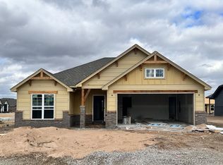 1659 E 138th Pl, Glenpool, OK 74033