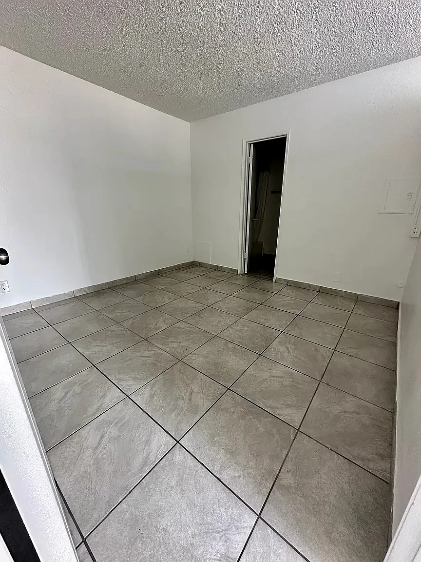 15324 Vanowen St — Photo 4