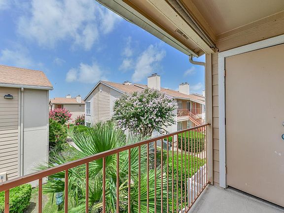 2nd image of 3506 Cove View Blvd APT 906