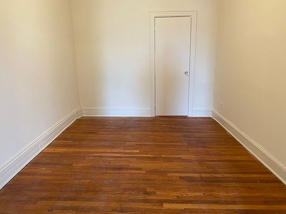 3rd image of 532A Henry St APT 3F