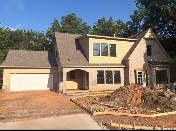 810 N Cedar Ave, Broken Arrow, OK 74012