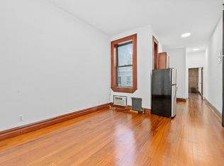 235 W 15th St APT 3C, New York, NY 10011