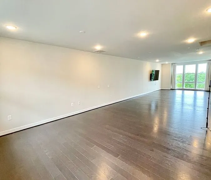 13360 Arrowbrook Centre Dr — Photo 10