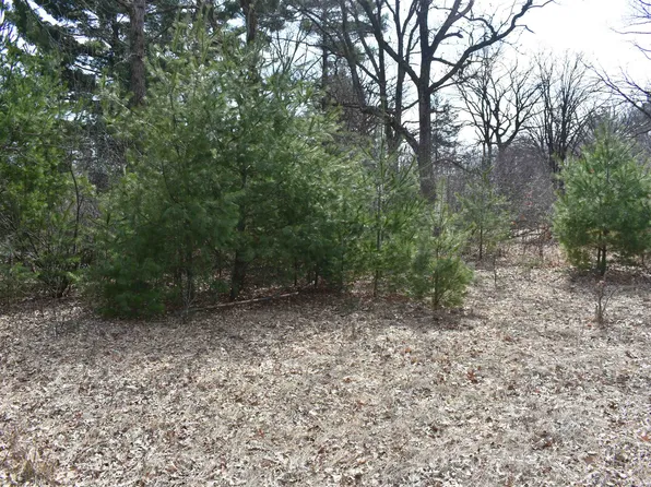 9464 Hollywood Rd, Nekoosa, WI 54457