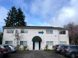 10739 14th Ave SW APT B, Seattle, WA 98146