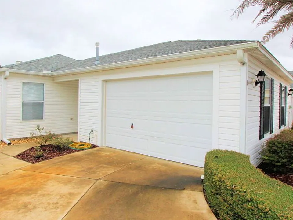 2095 Burroughs Rd