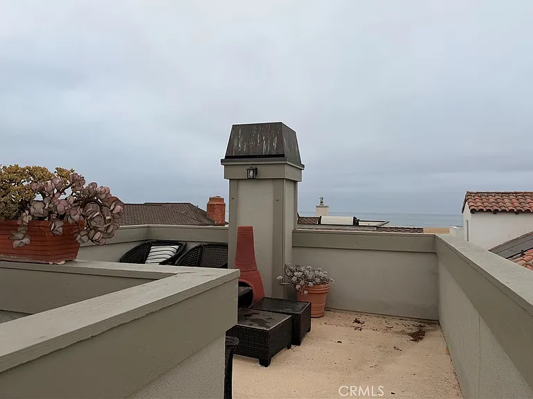 515 W Balboa Blvd — Photo 43