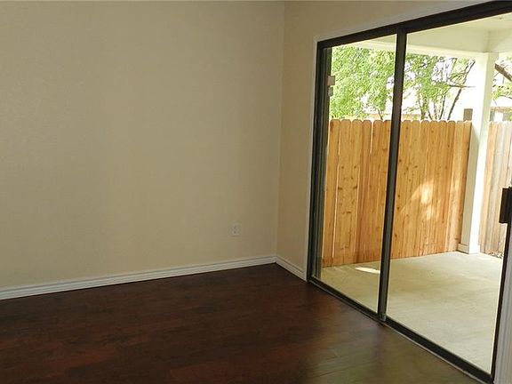 4th image of 1817 Golden Pheasant Dr