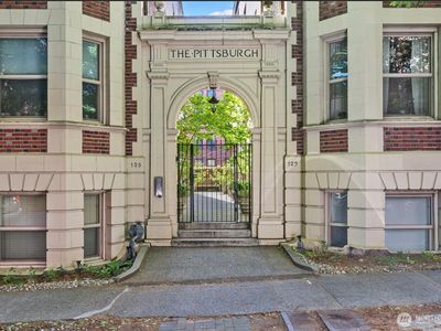 125 Warren Avenue N #M, Seattle, WA, 98109