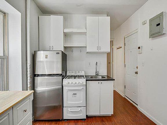 5th image of 522 E 11th St #10