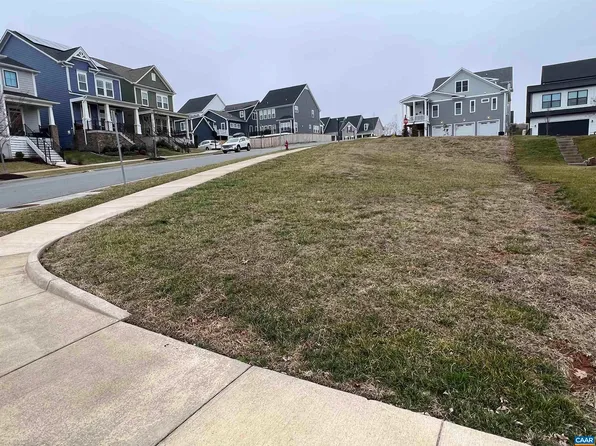 Griffin Grv, Charlottesville, VA 22911