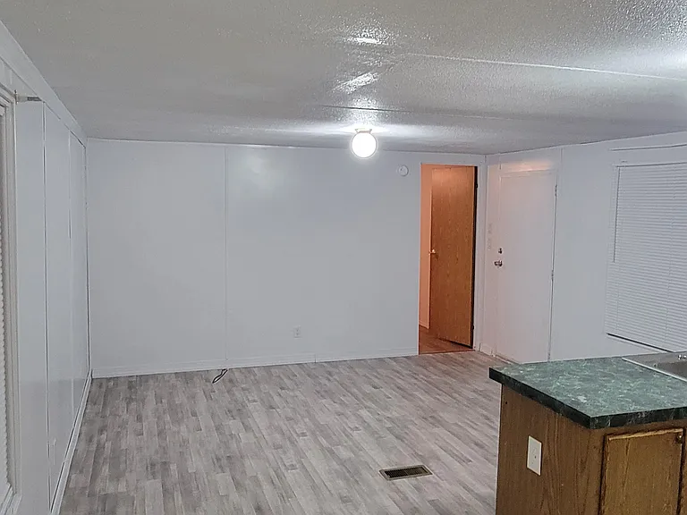 2138 Monarch Rd — Photo 4