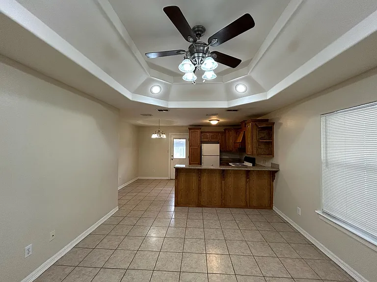 1205 S Palm Dr #3 — Photo 9