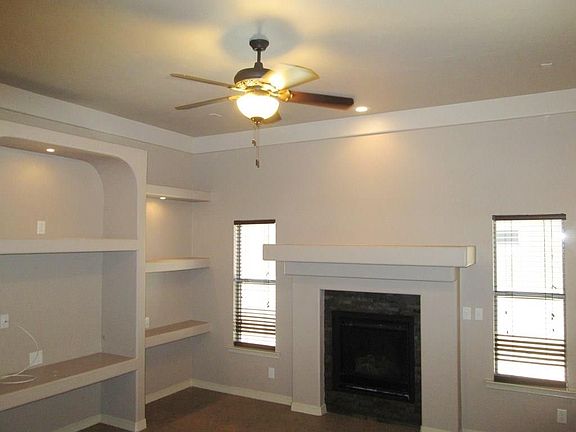 3rd image of 3301 Garden Point Dr