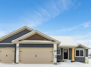 1400 7th Ave NE, Isanti, MN 55040