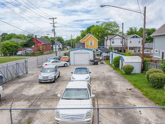 5th image of 900 Clay St