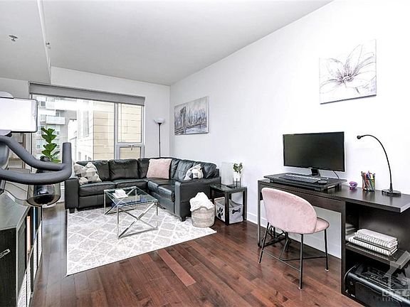 5th image of 300A Lett St #415