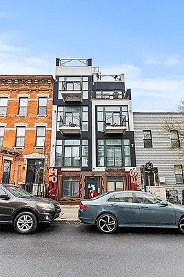 Rented by Compass | media 7