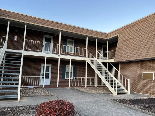300 Windsor Manor Way Unit F, Kernersville, NC 27284