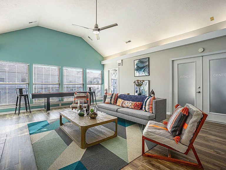 The Vista Apartments and Townhomes — Photo 7