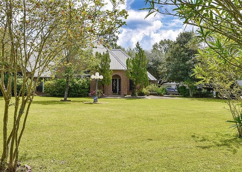 1st image of 2314 Duplechin Ln