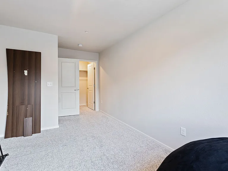 6609 4th Street Road 5 — Photo 12