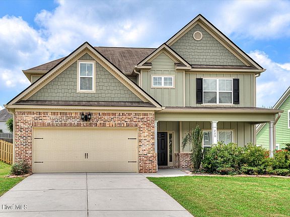 2nd image of 220 Edenbridge Way